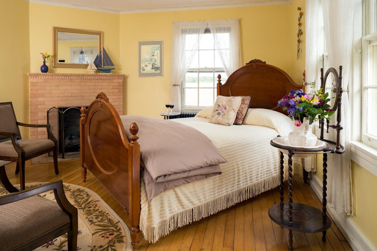 Yale Manor B&B & Yurt Glamping Kültér fotó